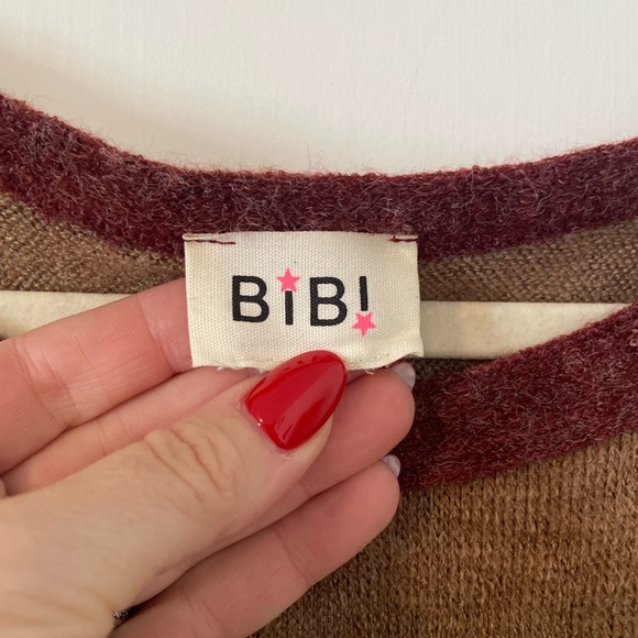 Bibi relaxed fit crew neck sweater with elbow patches - Picture 7 of 8